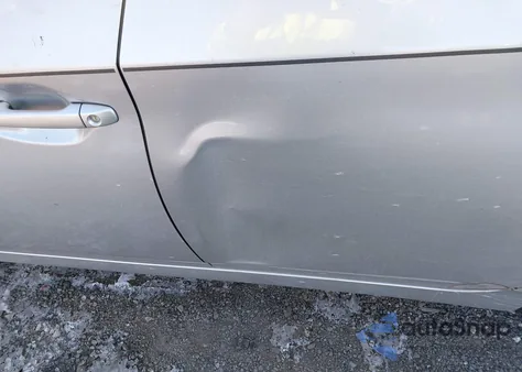 2013 Toyota Prius Three z USA, uszkodzony, nr VIN JTDKN3DUXD5611686